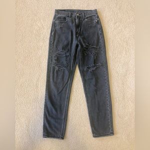 American Eagle Outfitters Mom Jeans